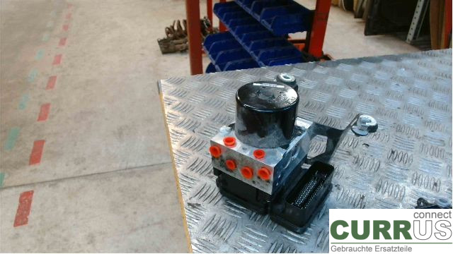 VOLVO V70    14-16 ABS Hydraulic unit  D4204T5 2,0
