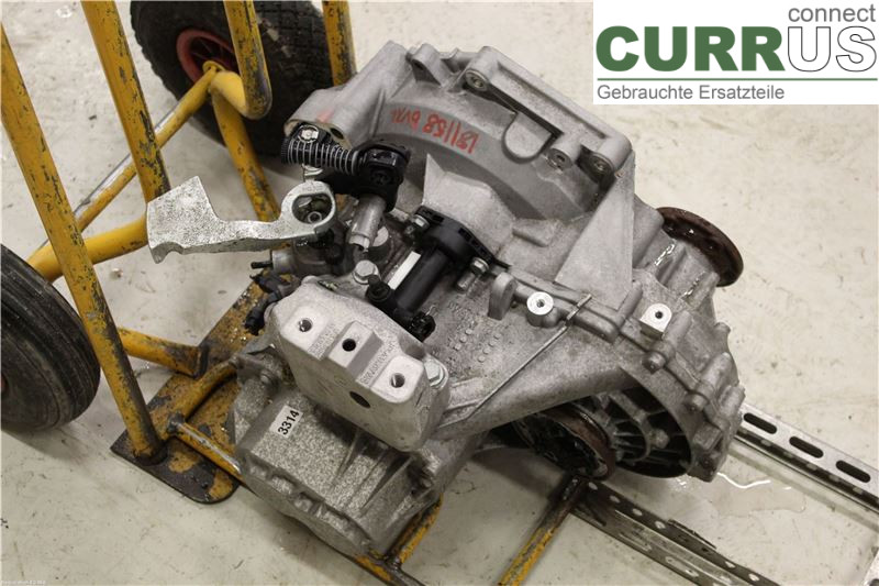 SEAT LEON   13-20 Gearbox (6-speed) 0AJ 300 043  X 8HR