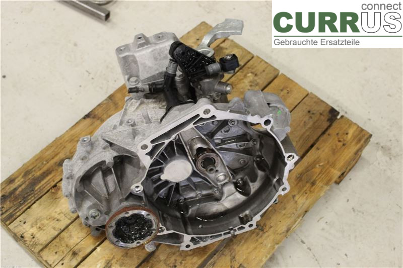 SEAT LEON   13-20 Gearbox (6-speed) 0AJ 300 043  X CYVB