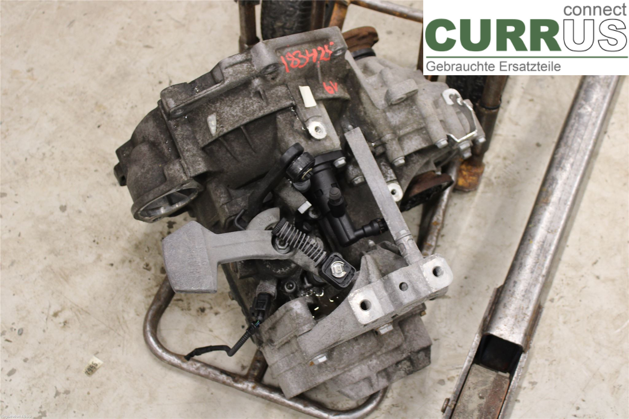 VW PASSAT      05-10 Gearbox (6-speed) 02S 300 046 PX CDGA