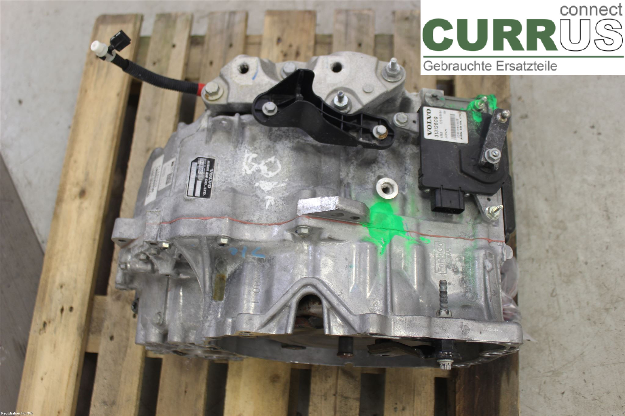 VOLVO S60      11-13 Gearbox (Automatic) 36050752  B5204T9