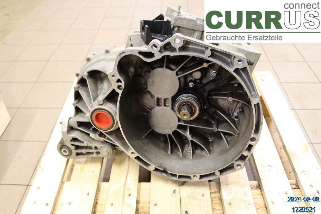 VOLVO V60  11-13 Gearbox (6-speed) 36051127 D2 1,6  D4162T