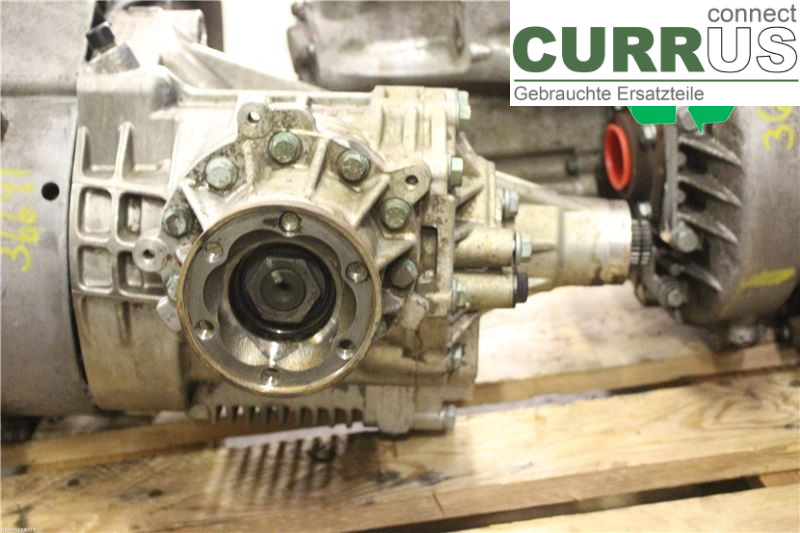 VW TRANSP/CARAVELLE 04-15 Distribution gear box 02H409053C AXD 2,5TDI