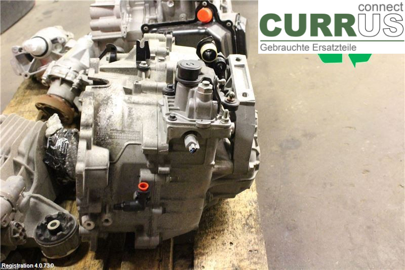 VOLVO V70      08-13 Gearbox (6-speed) 8251965 2,4 D