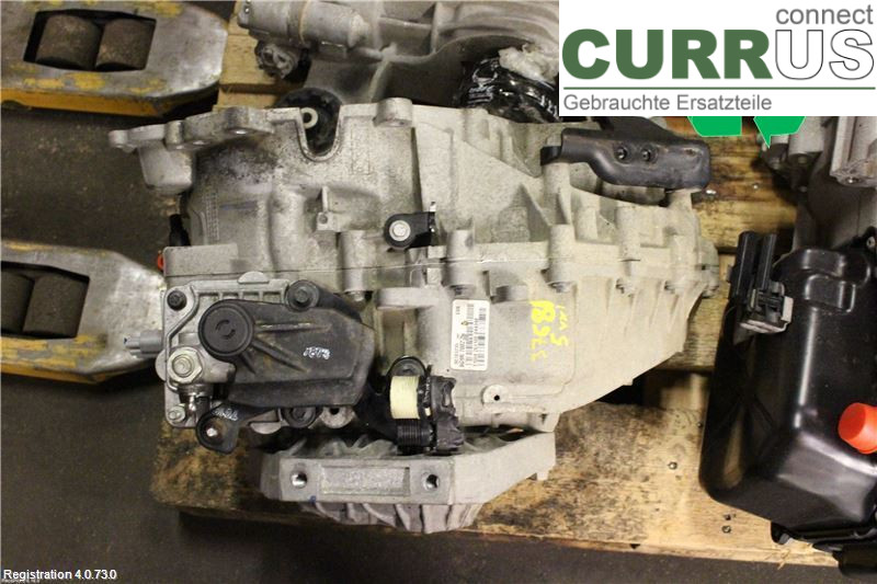 VOLVO V70      08-13 Gearbox (6-speed) 8251965 2,4 D