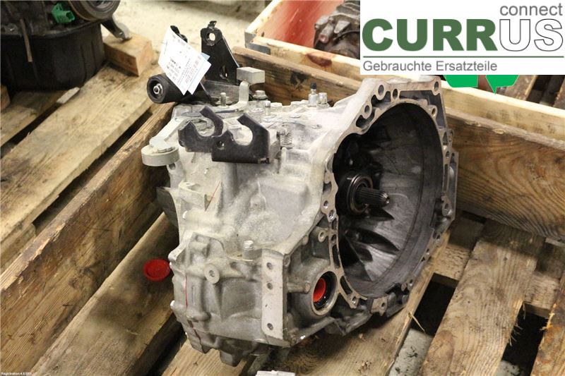 TOYOTA YARIS XP130  15-20 Gearbox (6-speed) 303000D311 1NR-FE