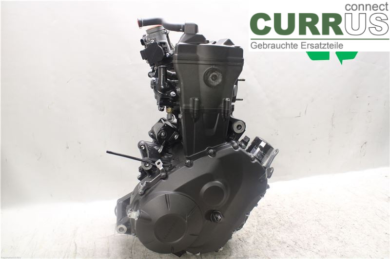Honda Sport/Touring >>750cc Engine  