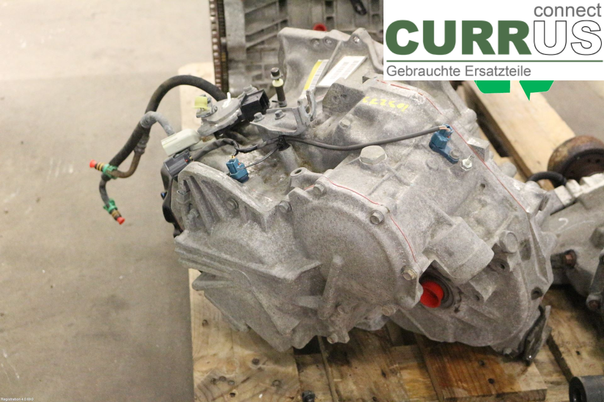 VOLVO XC70   05-07 Gearbox (Automatic) 8251839 B5254T2