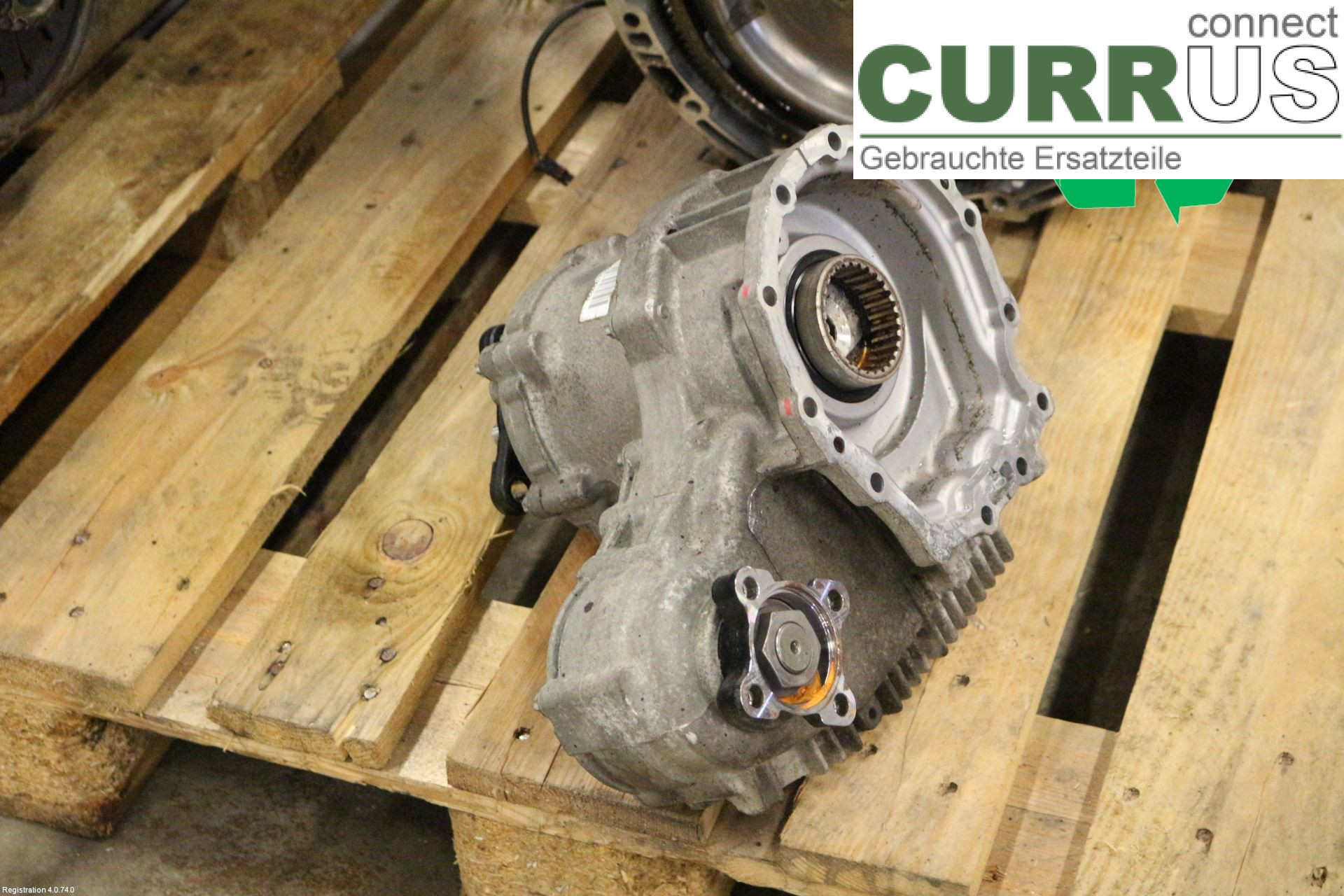MB E-KLASS (W211)   02-09 Distribution gear box A2112801000 OM642.921