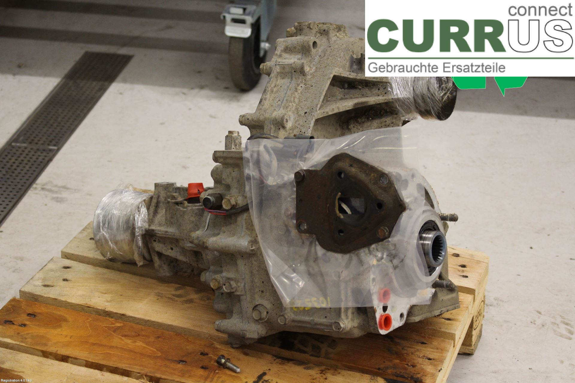 MITSUBISHI L200   96-06 Distribution gear box MR553388 4D56
