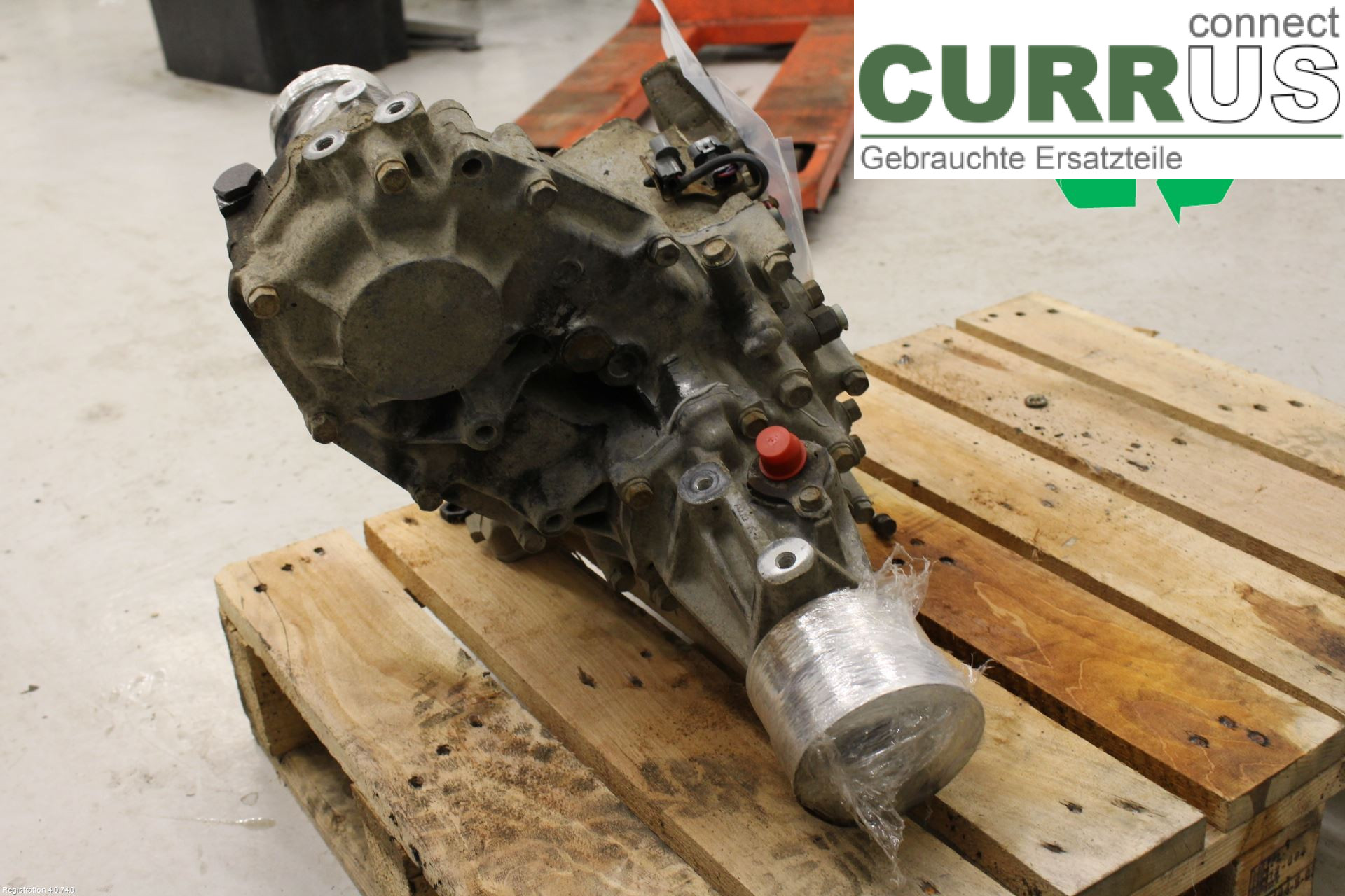 MITSUBISHI L200   96-06 Distribution gear box MR553388 4D56