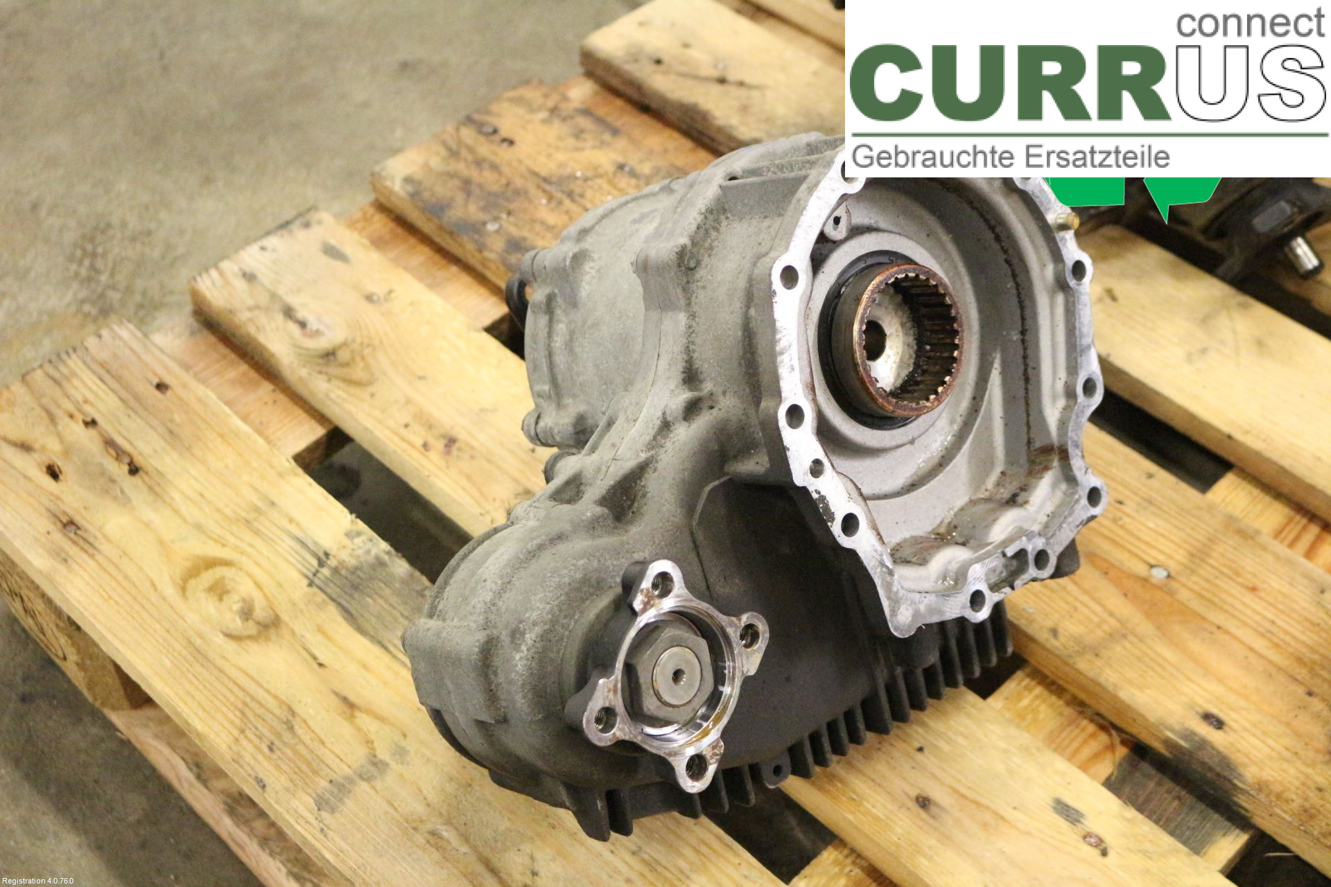 MB E-KLASS (W211)   02-09 Distribution gear box A2112801000 OM642.921