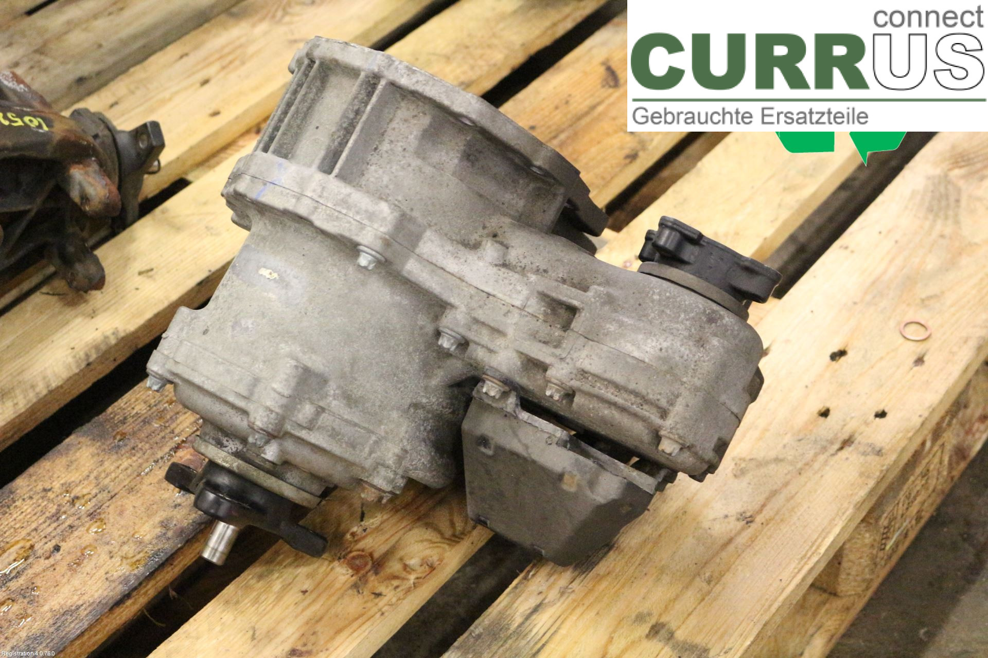 MB E-KLASS (W211)   02-09 Distribution gear box A2112801000 OM642.921