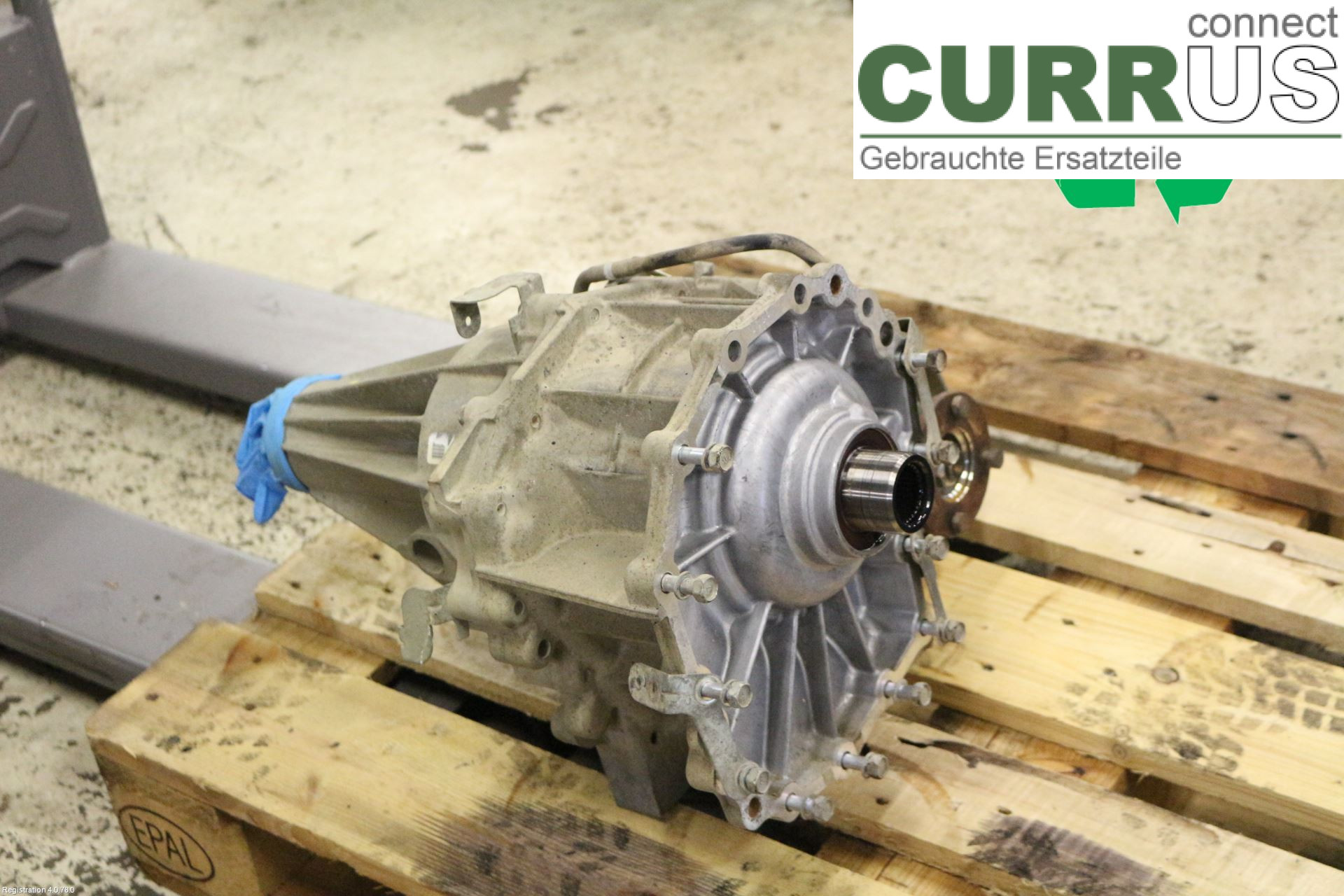 NISSAN NAVARA    05- Distribution gear box 33100EA33A YD25DDTI