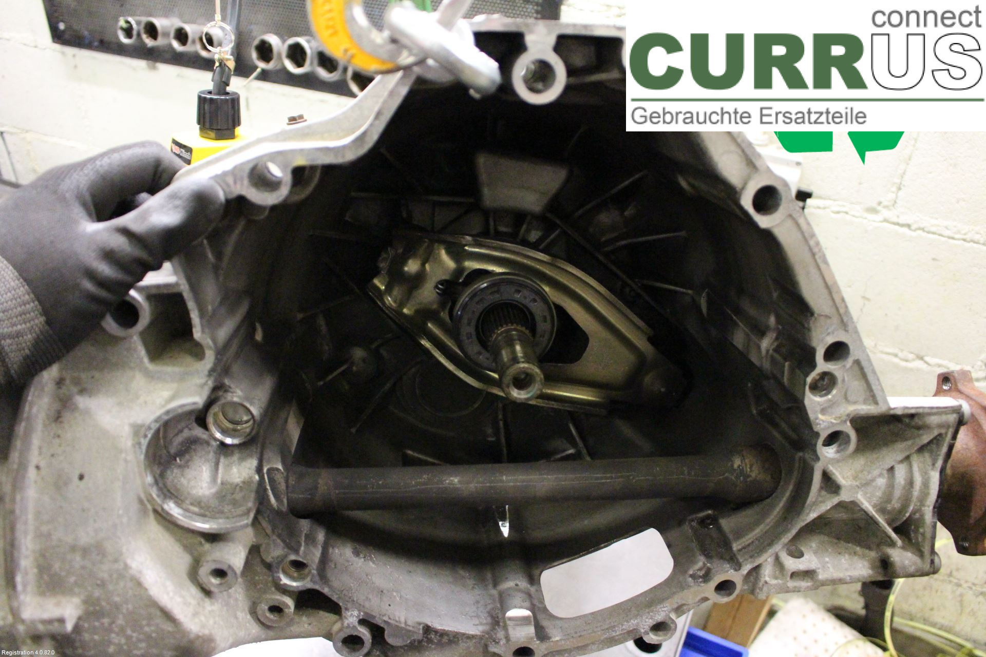 AUDI A4/S4  08-11 6-Gang-Getriebe 0B2300028AX CFKA