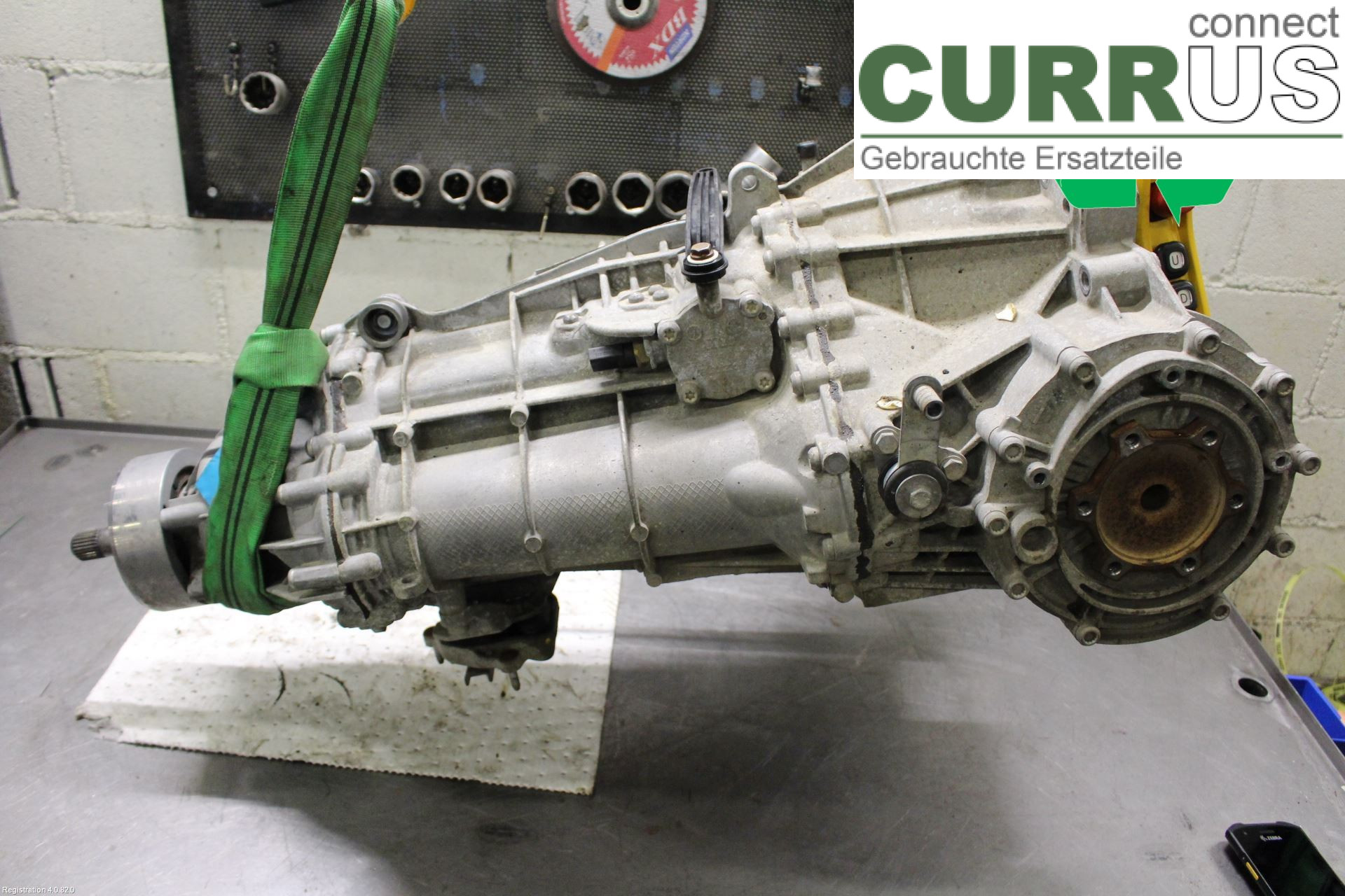 AUDI A4/S4  08-11 6-Gang-Getriebe 0B2300028AX CFKA