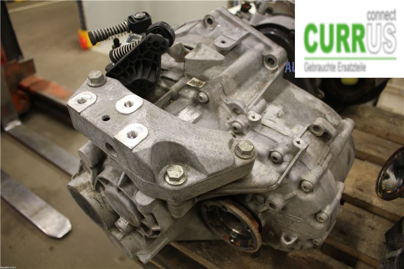 VW PASSAT      05-10 Gearbox (6-speed) 02Q300011BT 2.0 TDI