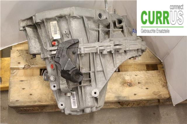 RENAULT MEGANE III 09-15 Gearbox (6-speed) 320103132R 1.5 DCI