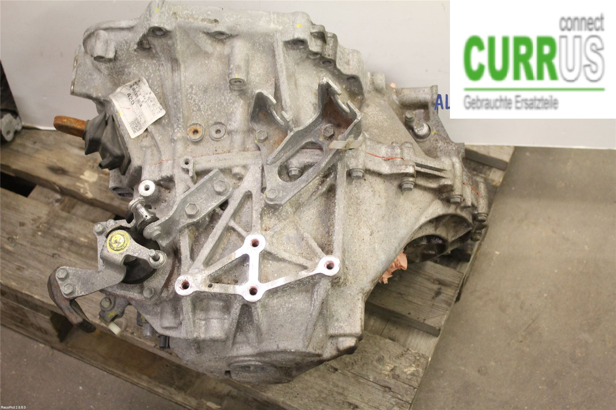 TOYOTA AVENSIS   09-15 Gearbox (6-speed) 30300-20A90 2.0 D-4D