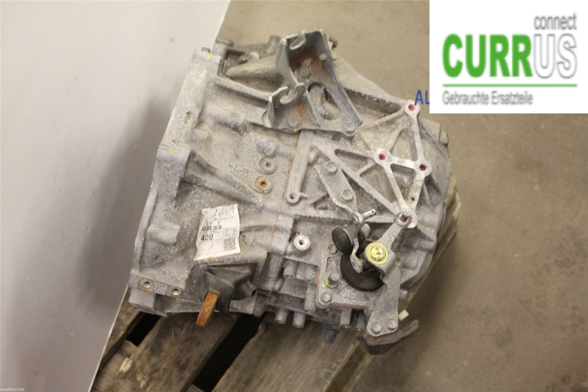 TOYOTA AVENSIS   09-15 Gearbox (6-speed) 30300-20A90 2.0 D-4D