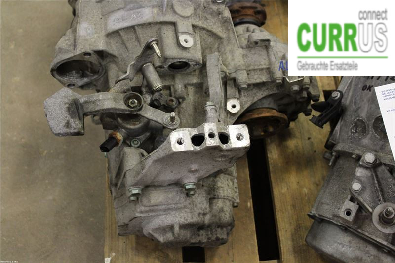 VW PASSAT      05-10 Gearbox (6-speed) 02S300046C 2.0 FSI