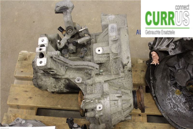 VW PASSAT      05-10 Gearbox (6-speed) 02S300046C 2.0 FSI