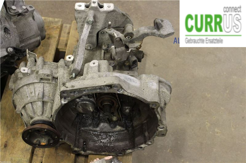 VW PASSAT      05-10 Gearbox (6-speed) 02S300046C 2.0 FSI