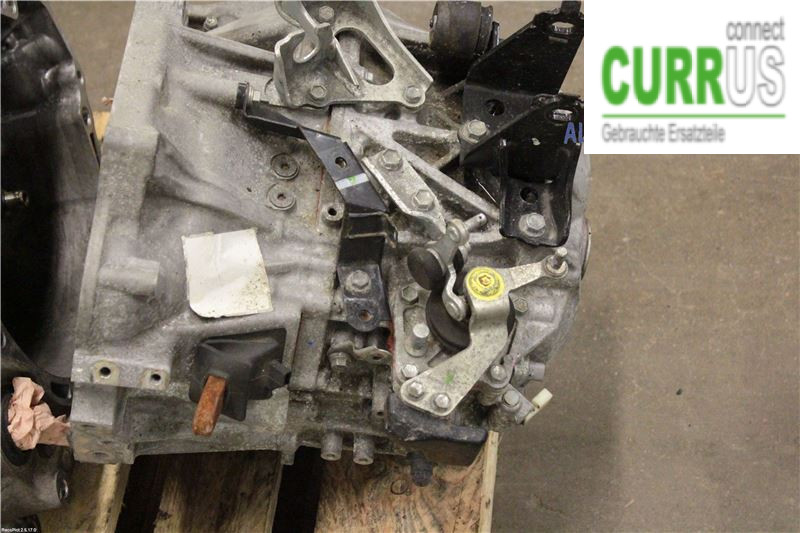 TOYOTA AVENSIS   09-15 Gearbox (6-speed) 30300-20A20 2.0 D-4D