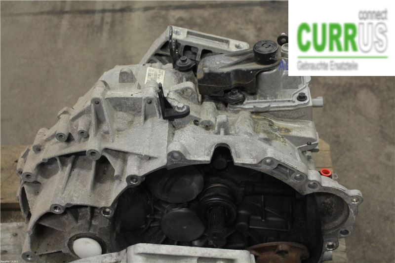 VOLVO V70      08-13 Gearbox (6-speed) 1285017 D5204T2