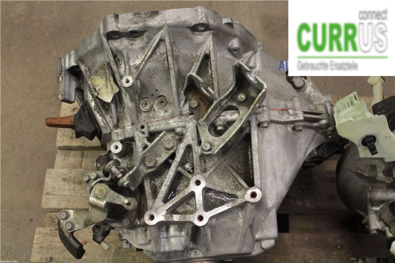 TOYOTA VERSO        09-  6-Gang-Getriebe 30300-64120 1WW