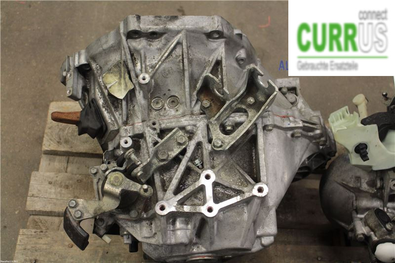 TOYOTA VERSO        09-  6-Gang-Getriebe 30300-64120 1WW