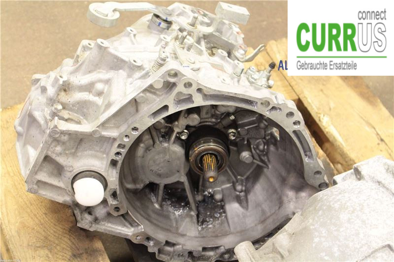 TOYOTA AURIS      13-19 Gearbox (6-speed) 3030002360 1ZR-FAE