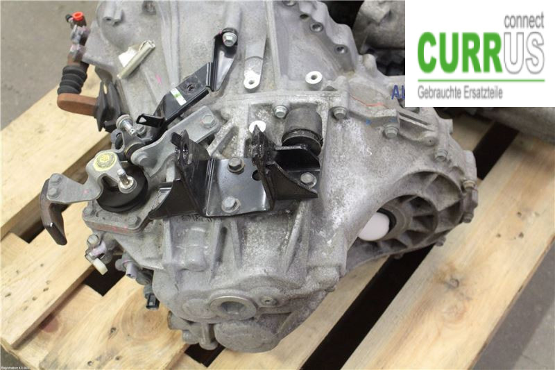 TOYOTA AVENSIS   09-15 Gearbox (6-speed) 30300-20A20 1AD-FTV