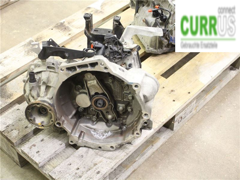 VW POLO       05-09 Gearkasse 6 gear 02R 300 041 E BJX