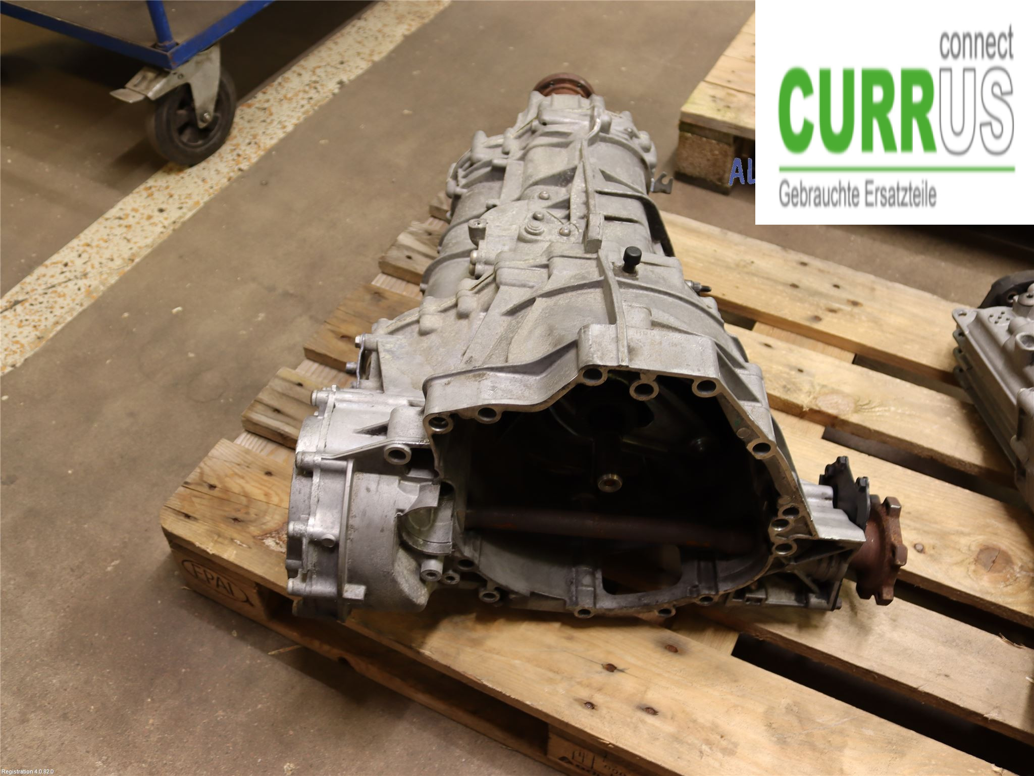 AUDI A4/S4  08-11 Gearbox (6-speed) 0B2300040E  CALA