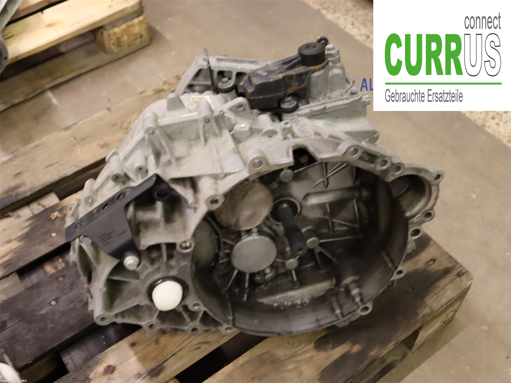 VOLVO V70      08-13 Gearbox (6-speed) 8251965 D5244T4