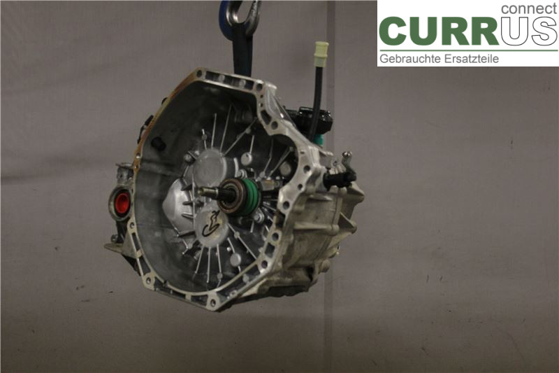 NISSAN NV300  16- Gearbox (6-speed) PF6050 R9M452