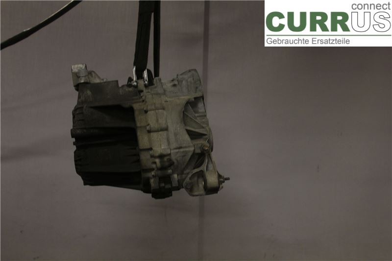 VOLVO S40      08-12 Gearbox (6-speed) 30787727 D4204T