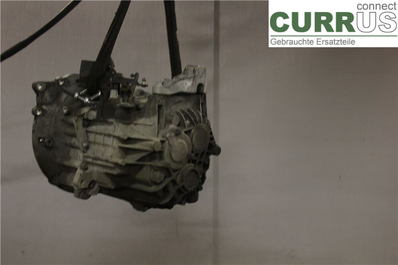 VOLVO S40      08-12 Gearbox (6-speed) 30787727 D4204T