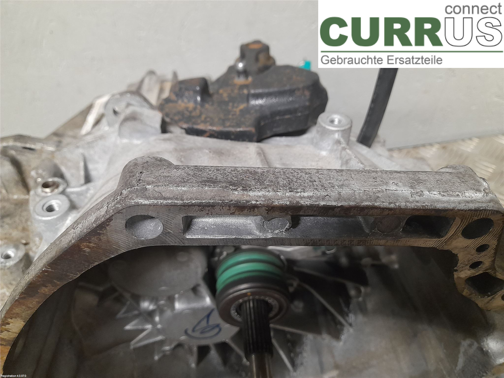 NISSAN NV300  16- Gearbox (6-speed) 3201002Q4K R9M