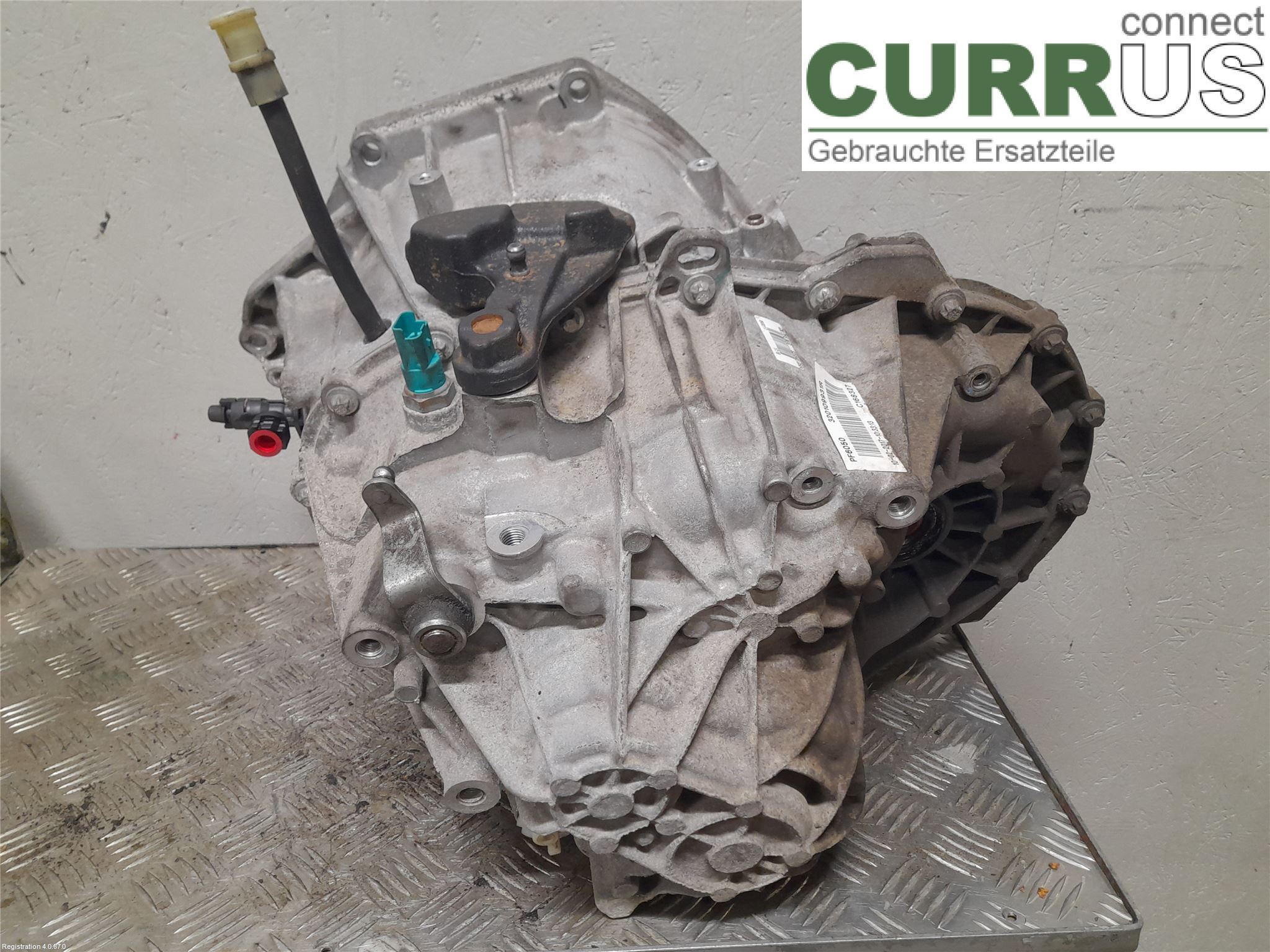 NISSAN NV300  16- Gearbox (6-speed) 3201002Q4K R9M