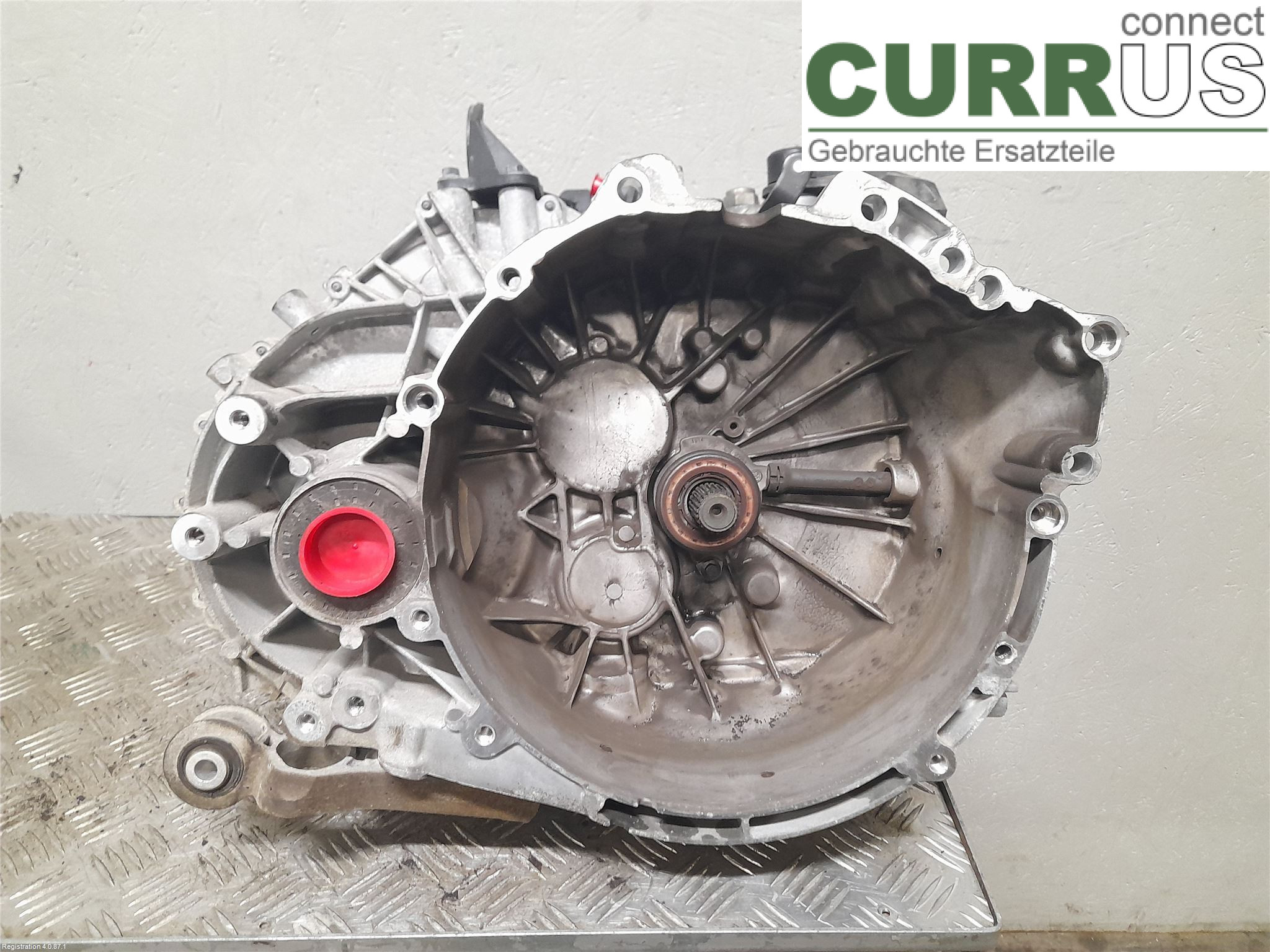 VOLVO V60  14-18 Gearbox (6-speed) 36010330 D4204T5