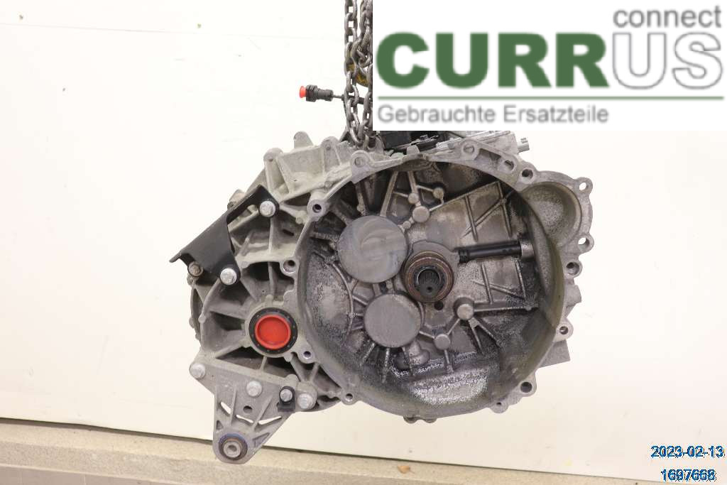 VOLVO V70      08-13 6-Gang-Getriebe 8251965 D5 2,4