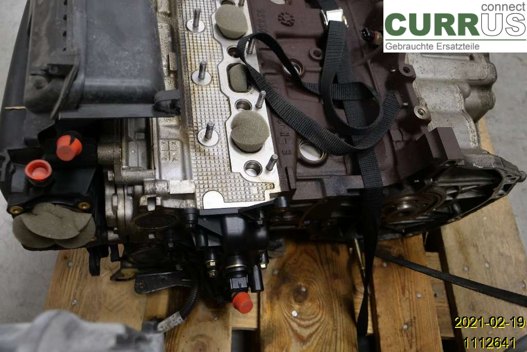 RENAULT MÉGANE II  06-08 Motor 7711368599 K4M812