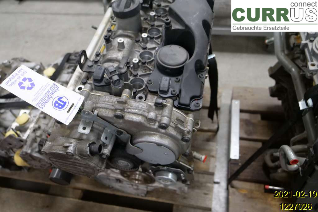 VOLVO XC70   08-13 Engine 8251977 B6324