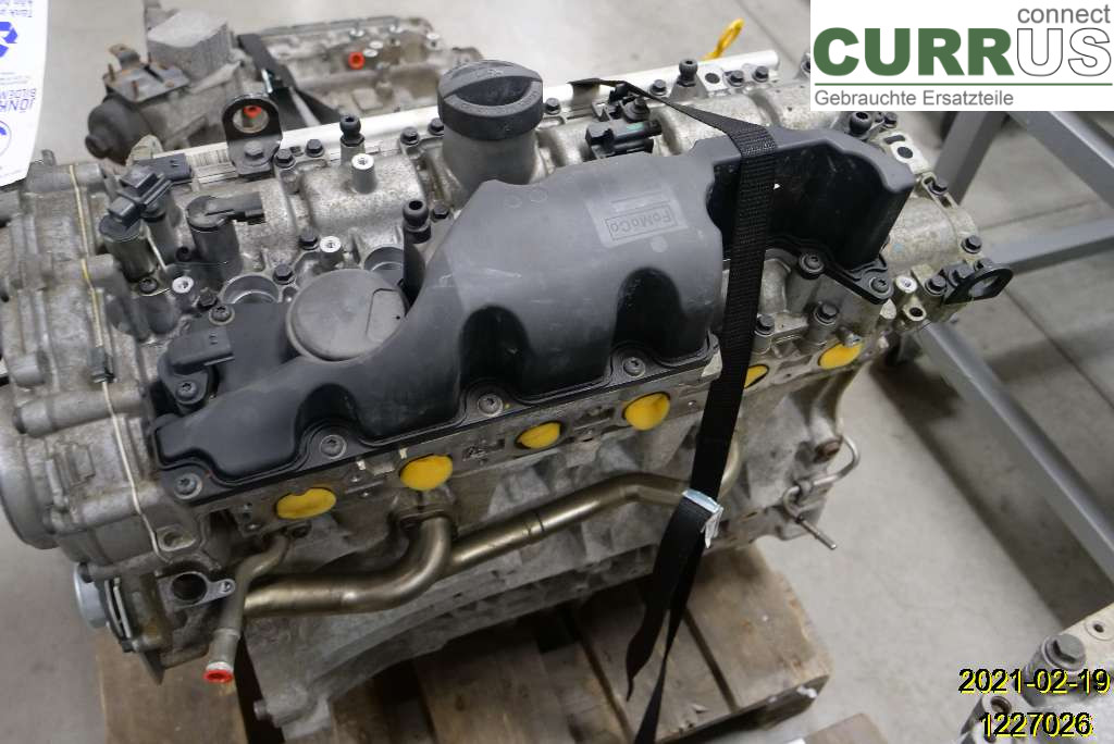 VOLVO XC70   08-13 Engine 8251977 B6324