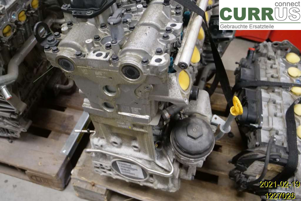 VOLVO XC70   08-13 Engine 8251977 B6324