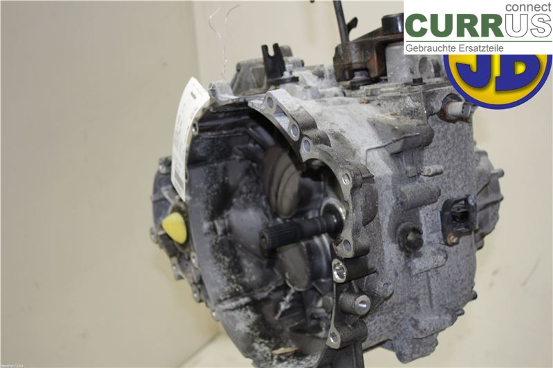 VOLVO V60  11-13 Gearbox (6-speed) 36001864 D5244T11