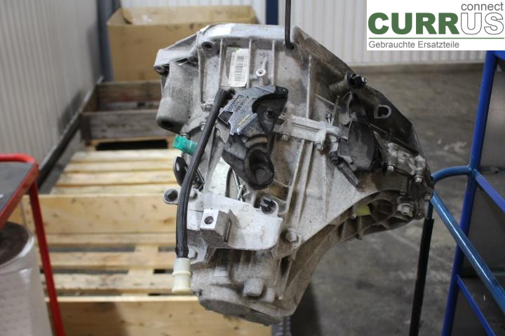 RENAULT MEGANE III 09-15 Gearbox (6-speed) 8201365917 K4M866 D016480