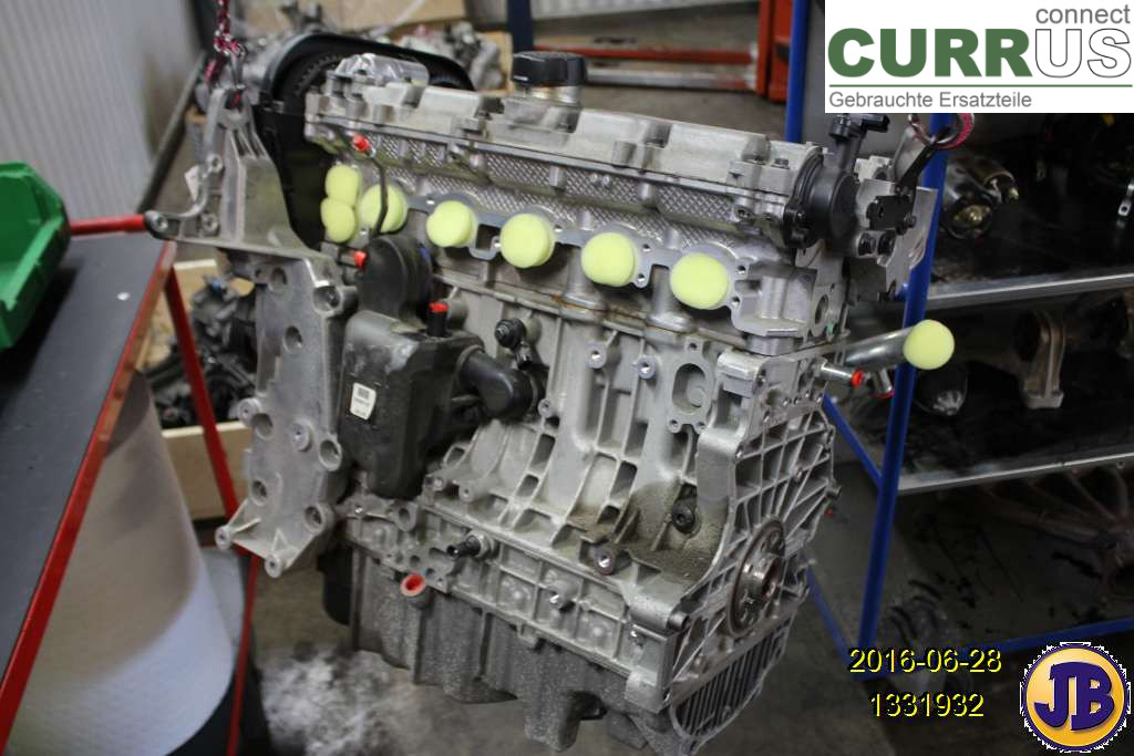 VOLVO S60      05-10 Silnik 36050387 B5244S2